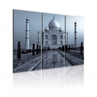 Tableau  Taj Mahaj by night, India