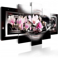 Tableau  Magnolias on a black background